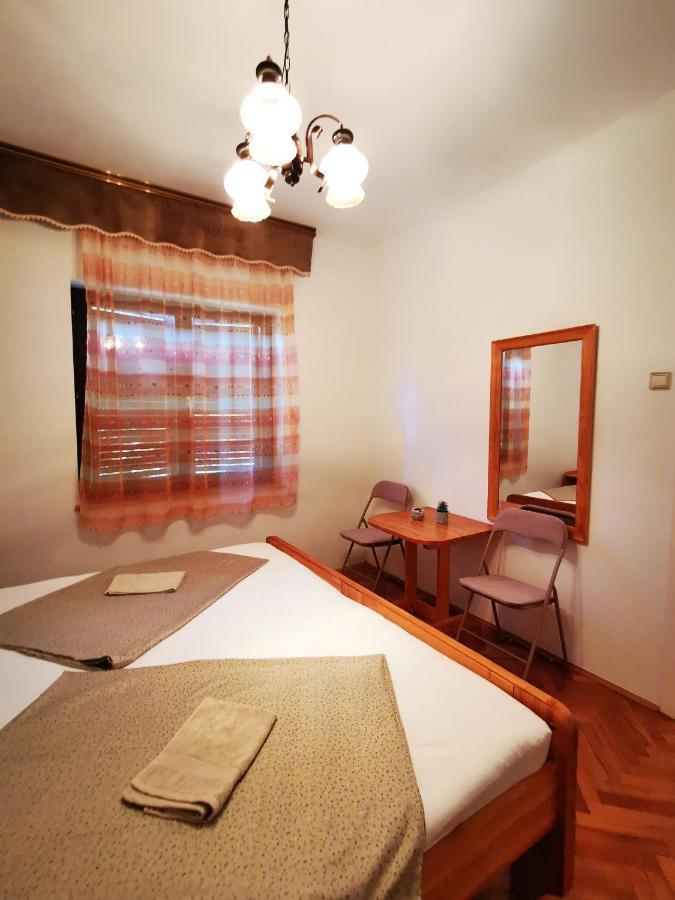 Rooms Silvana ウマグ エクステリア 写真